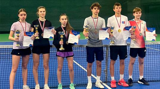 Томская теннисистка завоевала трофей на первенстве Сибири