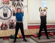 Юные гиревики поднимут гирю 2021 раз!