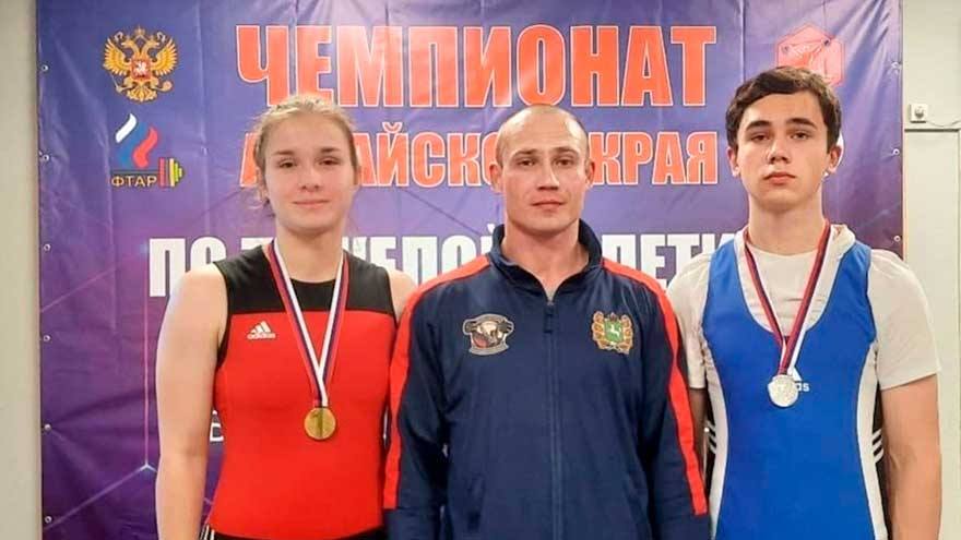 Томские штангисты завоевали медали на турнире в Барнауле
