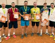 Артем Османов и Алексей Попов выиграли парный теннисный турнир