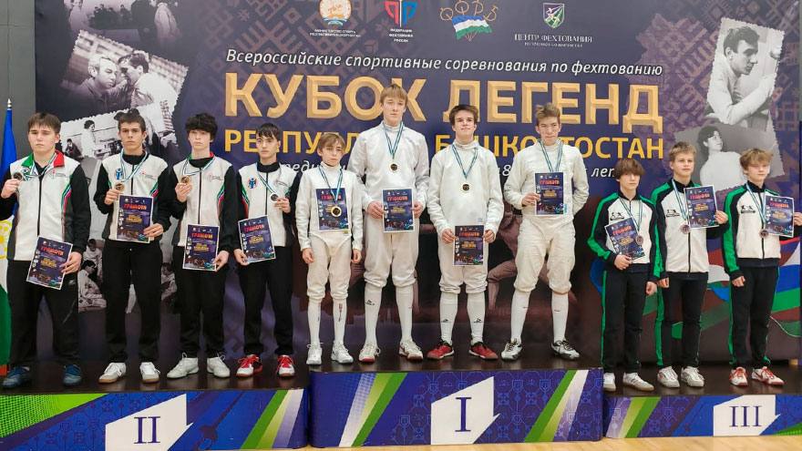 От «Кубка Легенд» к «Рождественским клинкам». Томские фехтовальщики на выезде и дома