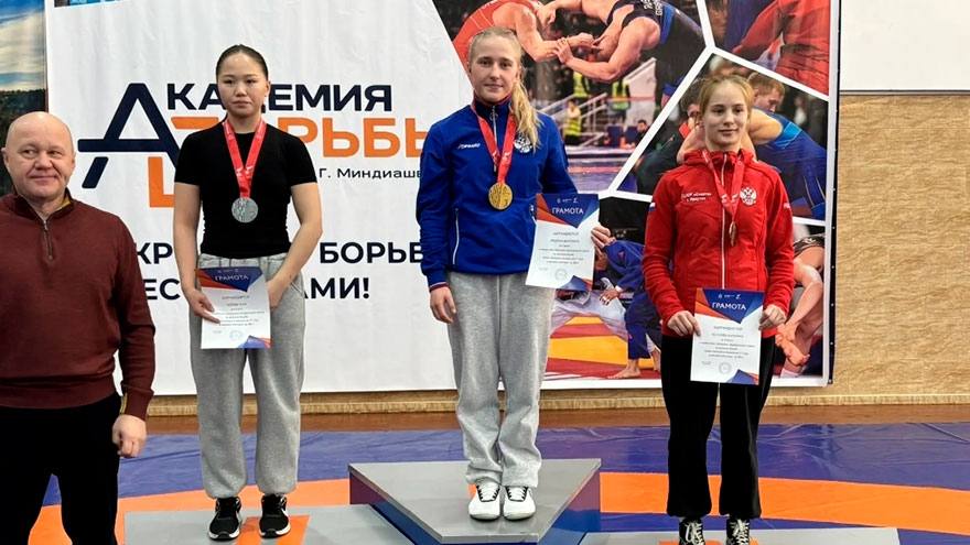 Маргарита Ярыгина победила на первенстве Сибири по вольной борьбе