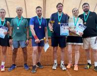 Иван Мельников и Игорь Ставров выиграли парный теннисный турнир